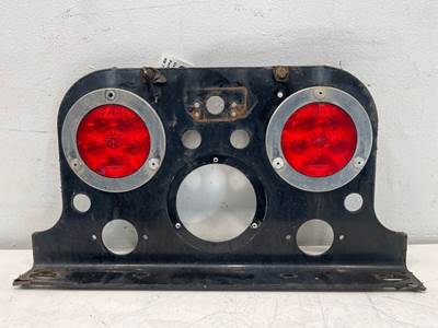 Used Freightliner Cascadia Rear Light Panel