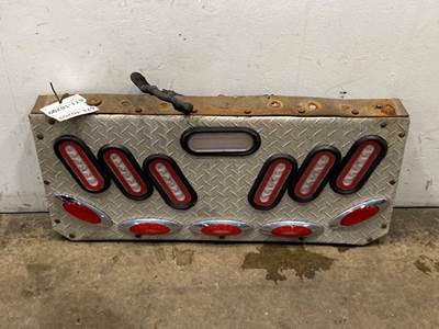 Used International 9400i Rear Light Panel