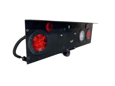 Used International RH613 Rear Light Panel