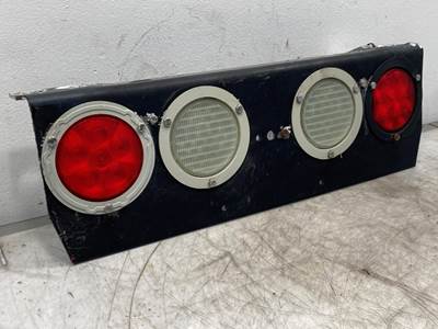 Used Kenworth T660 Rear Light Panel