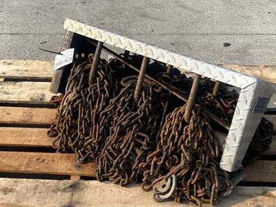 2020 Used Freightliner Cascadia Tire Chain Rack w/ Chains For Sale ...
