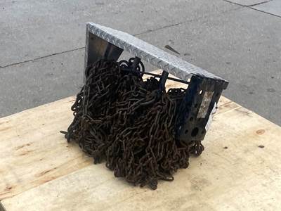 Used Freightliner Cascadia Tire Chain Rack