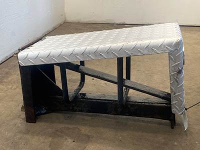 2018 Used Kenworth T680 Frame Mounted Chain Holder For Sale | Dorr, MI ...