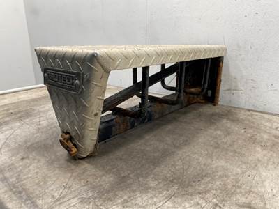 Used Kenworth T880 Tire Chain Rack