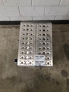 NTO Freightliner Chain Box