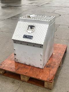 Used Freightliner Cascadia 125 Tool Box