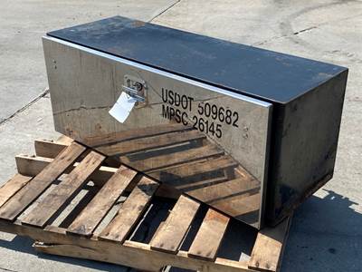 Used International 4400 Toolbox
