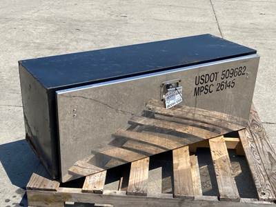 Used International 4400 Toolbox