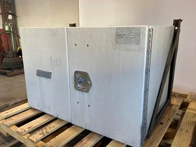 Used Kenworth T880 Tool Box