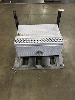 Used Peterbilt 379 Tool Box