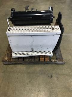 Used Peterbilt 387  Tool Box