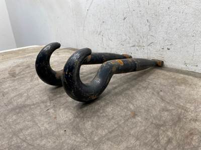 Used Freightliner Cascadia 126 SET, Tow Hook