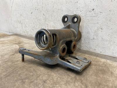 Used Freightliner Cascadia 126 LH Tow Coupling