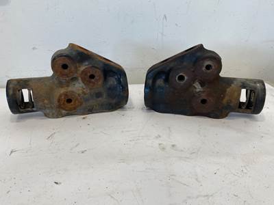 Used Freightliner Cascadia Tow Hook Set