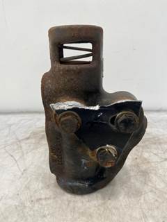 Used Freightliner Cascadia RH Tow Hook Coupling