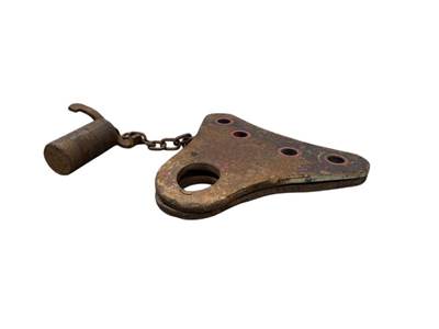 Used Kenworth T800 Front Tow Assembly