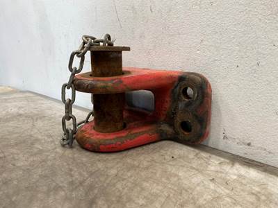 Used Kenworth T880 Front Tow Assembly