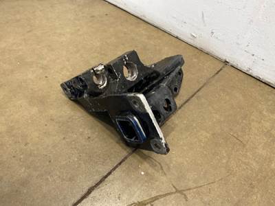 Used Kenworth W900 RH Tow Coupling