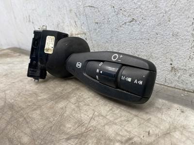 Used Freightliner Cascadia 126 Shift Selector