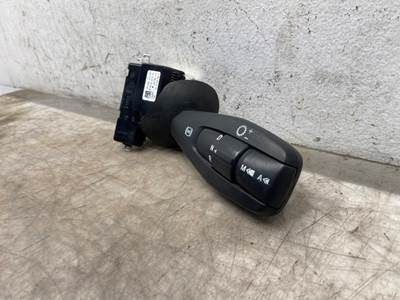 Used Freightliner Cascadia 126 Shift Selector