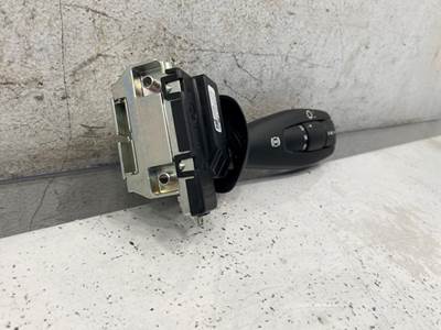 Used Freightliner Cascadia 126 Shift Selector (Column)