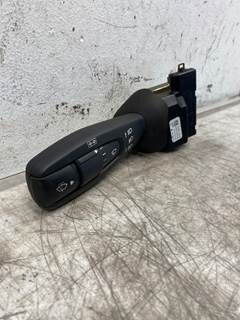 Used Freightliner Cascadia Turn Signal/Wiper Switch