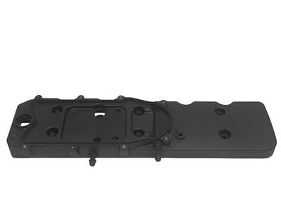 Used Cummins B6.7 Valve Cover