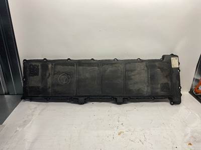 Used Detroit Diesel DD15 valve cover