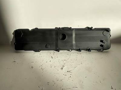 Used Paccar PX9 Valve Cover