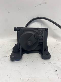 Used Detroit Diesel DD13 EGR Actuator