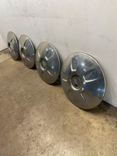 Used Freightliner Cascadia 126 Set (4), Wheel Covers