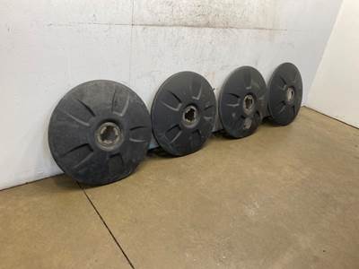 Used Freightliner Cascadia 126 (4) Wheel Covers