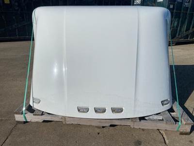 Used Kenworth T680 Cab Wind Deflector