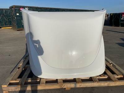 Used Volvo VNL Gen 2 Cab Wind Deflector