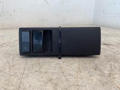 Used Freightliner Cascadia RH Power Window Switch
