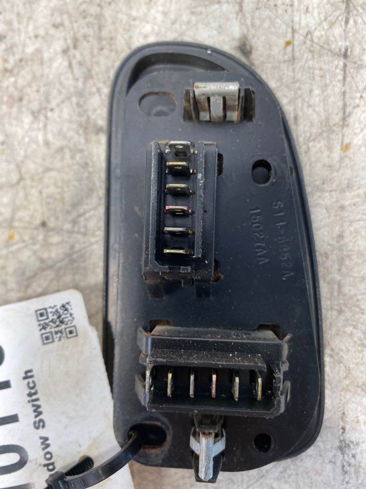 2013 Used Peterbilt 389 RH Window Switch For Sale Dorr, MI 745