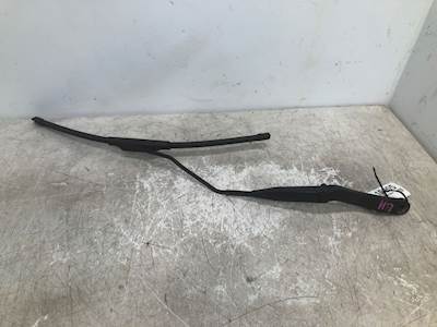 Used Dodge Ram 5500 LH Wiper Arm