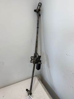 Used Freightliner Cascadia Wiper Transmission