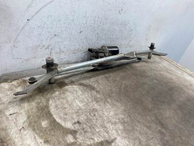 Used International LT625 Wiper Transmission