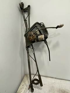 Used Volvo VNL Gen 2 Wiper Transmission