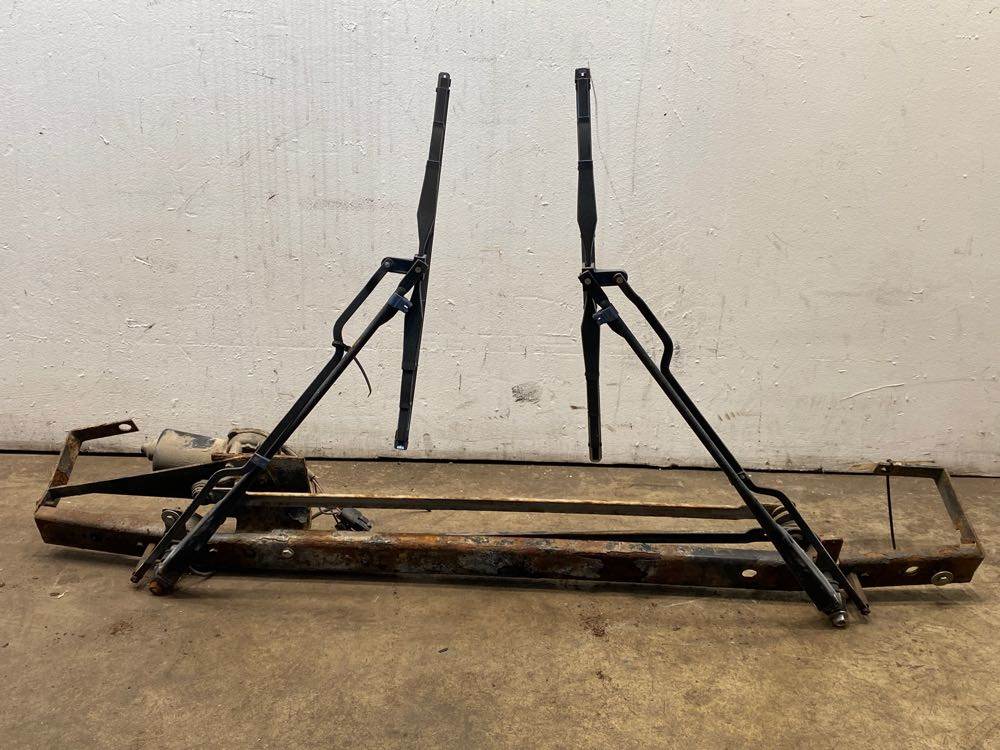 2001 Used Kenworth T800 Wiper Assembly + LH Wiper Arm For Sale Dorr