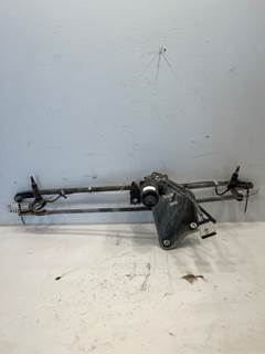Used Volvo VNL Gen 2 Wiper Transmission