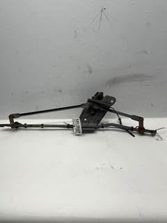 Used Volvo VNM Wiper Transmission