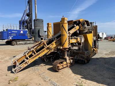 GOMACO GT3600 Curb Machine