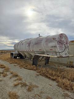 Butler 2AXLE Dry Bulk / Pneumatic Tank Trailer
