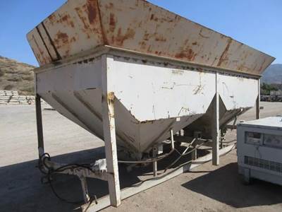 SMART BATCH SYSTEMS HOPPER Feed Wagon