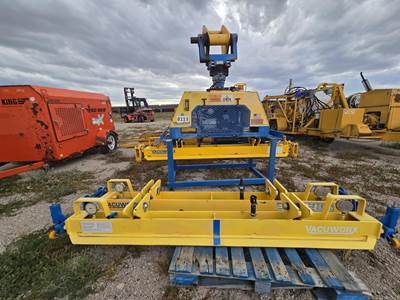 Vacuworx MC3B Light Tower