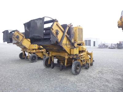 Lincoln 660H Material Transfer Vehicle