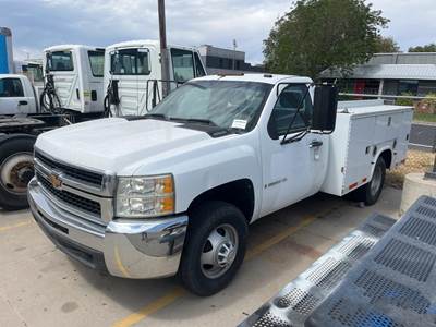 Chevrolet 3500 Mechanic / Service Truck