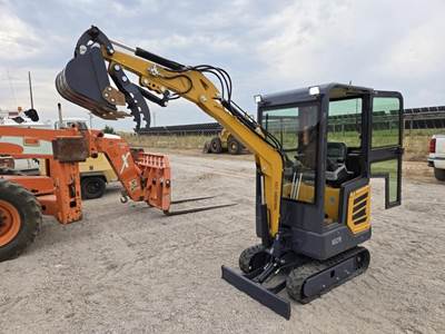AGROTK MX21R Mini Excavator